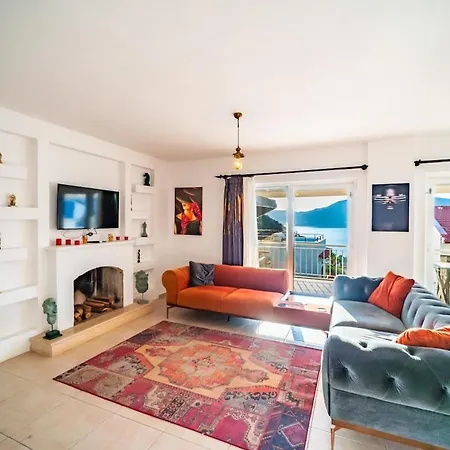 Kumru Luxury Vacation Experience With A Sea View In Kalkan ヴィラ